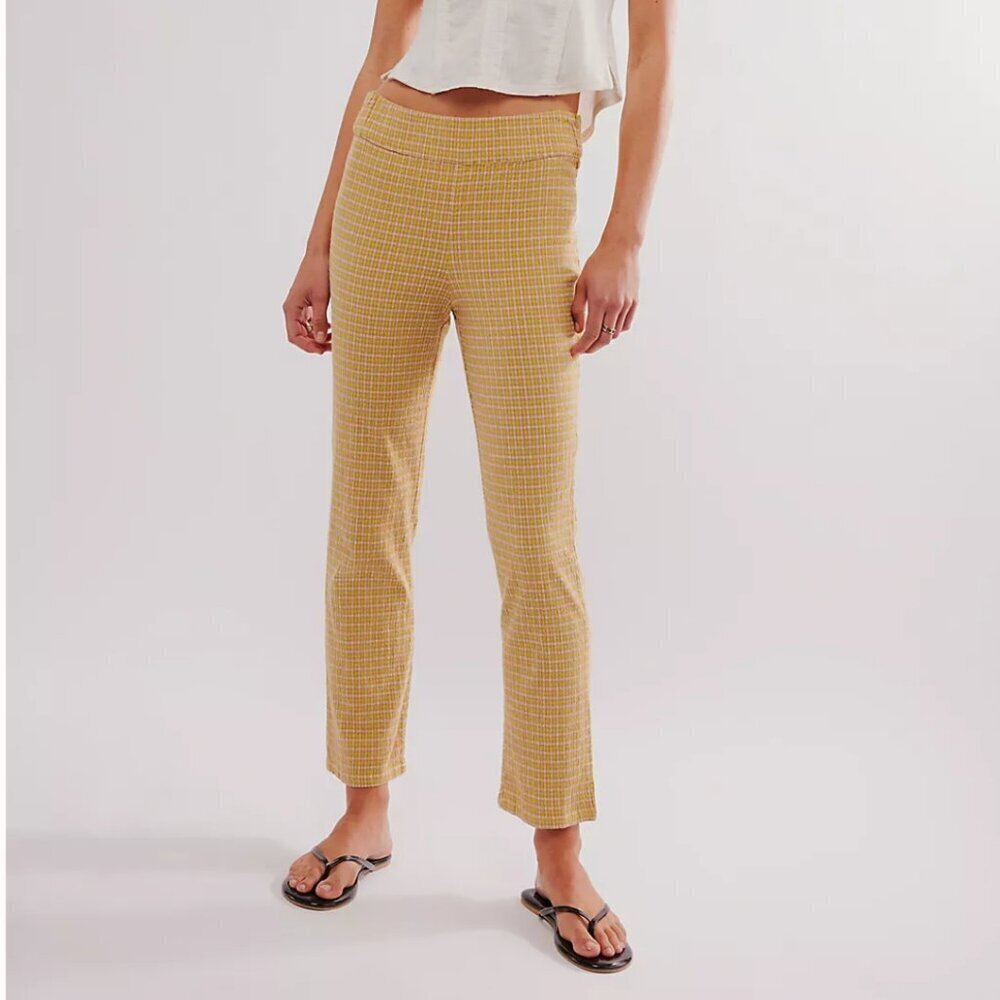 #51 NWT Free People In My Feelings Slim Crop Pants in Yellow Combo